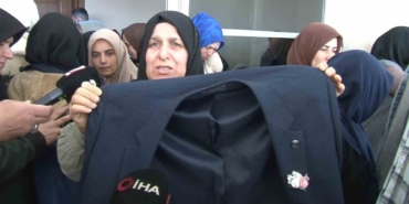 tabutunun-uzerine-damatligi-konuldu-iranda-hayatini-kaybeden-tir-soforu-son-yolculuguna-ugurlandi-mYIVKTMA.jpg