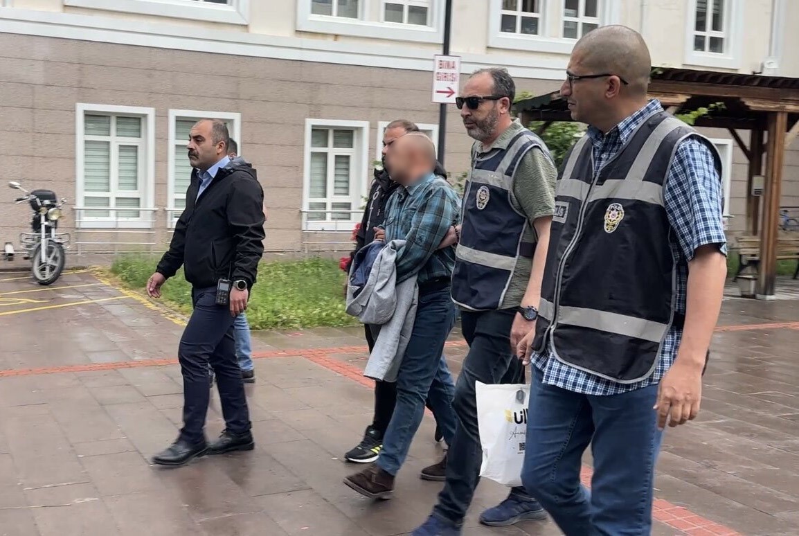 tacize direndigi iddiasiyla basindan vurulan cocuk felc kaldi 0 laQS5sOY