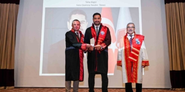 taha-akgule-fahri-doktora-unvani-verildi-m4eORL6t.jpg