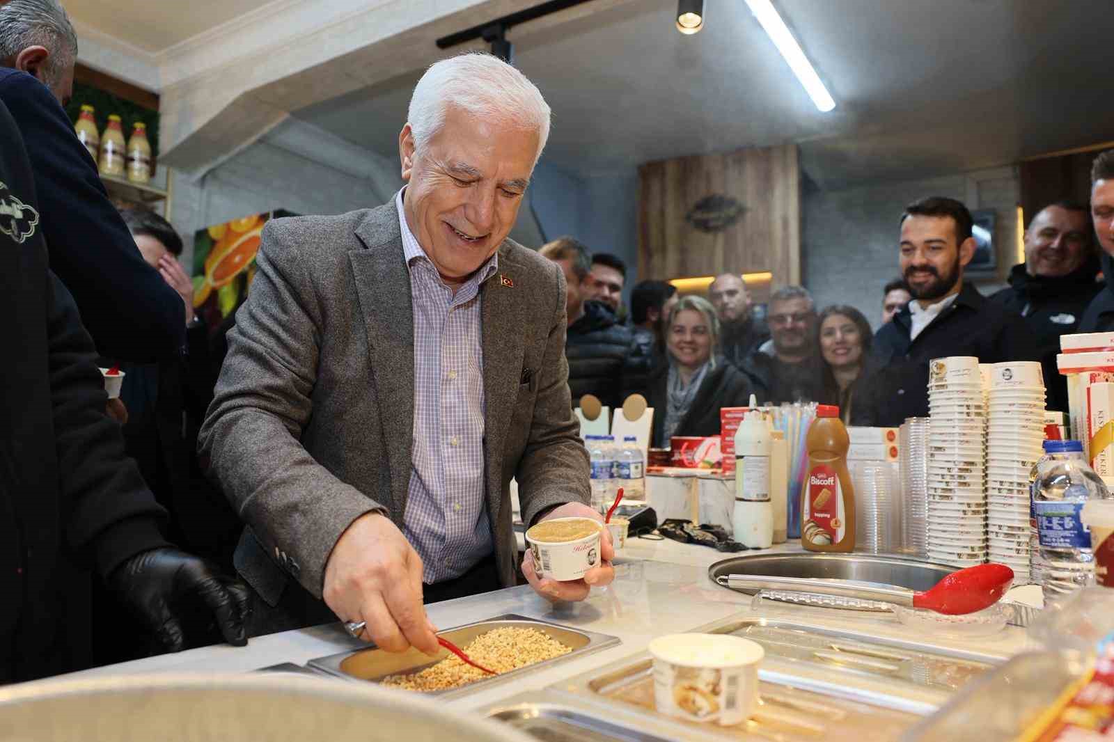 Tahanlı Pide ve çaylar başkan Bozbey’den 8 tahanli pide ve caylar baskan bozbeyden 4 PU5hUHIl