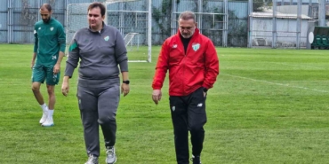 tahsin-tam-cok-daha-guclu-bir-futbol-ortaya-koyacagiz-SUDUc4Wx.jpg