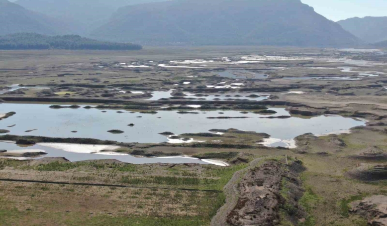 tahtali-baraji-tarihinin-en-dusuk-seviyesinde-3cuDOBxO.jpg