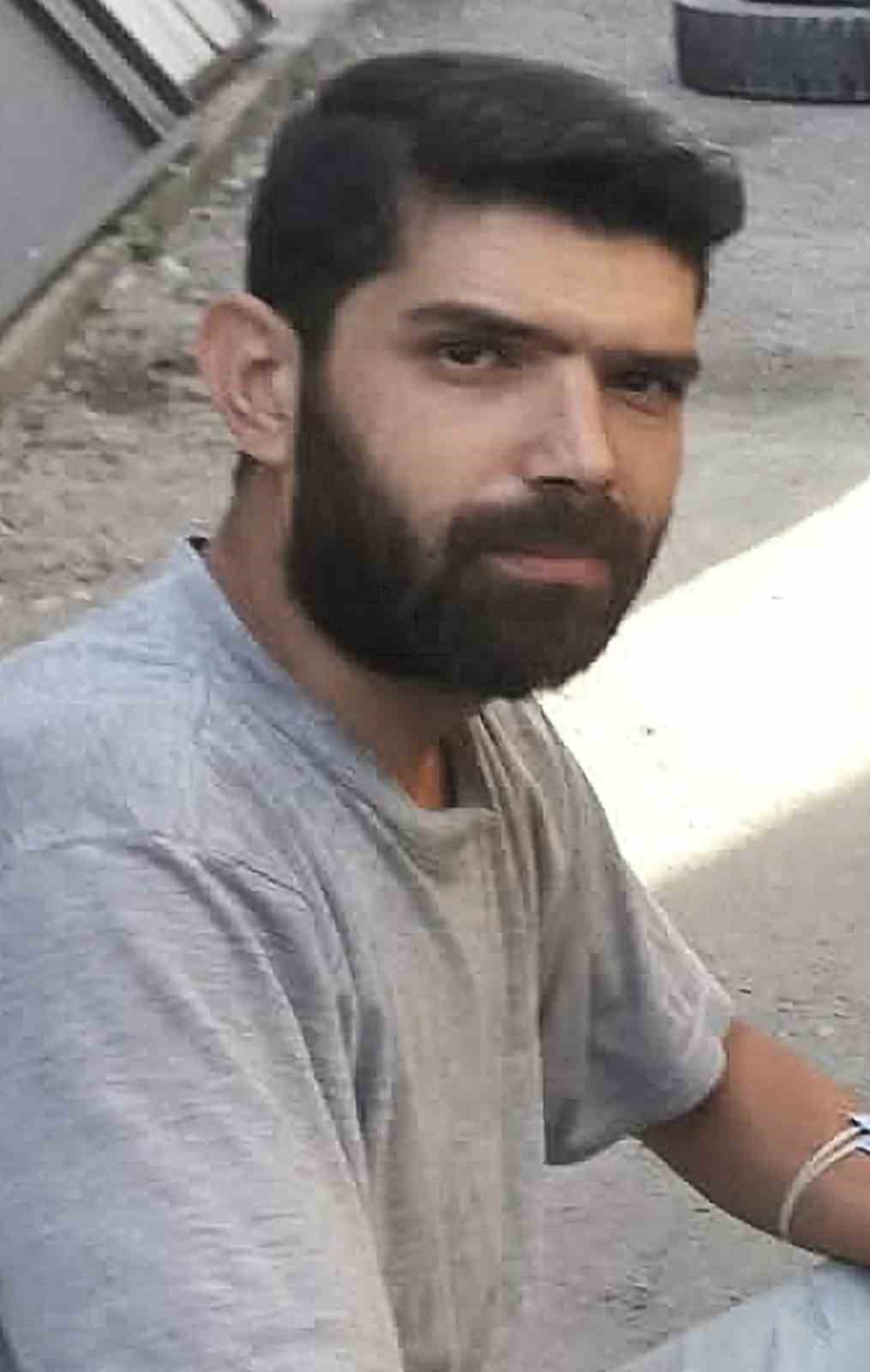 takintili eski sevgili yasam mucadelesini kaybetti 0 ABgUnFW9