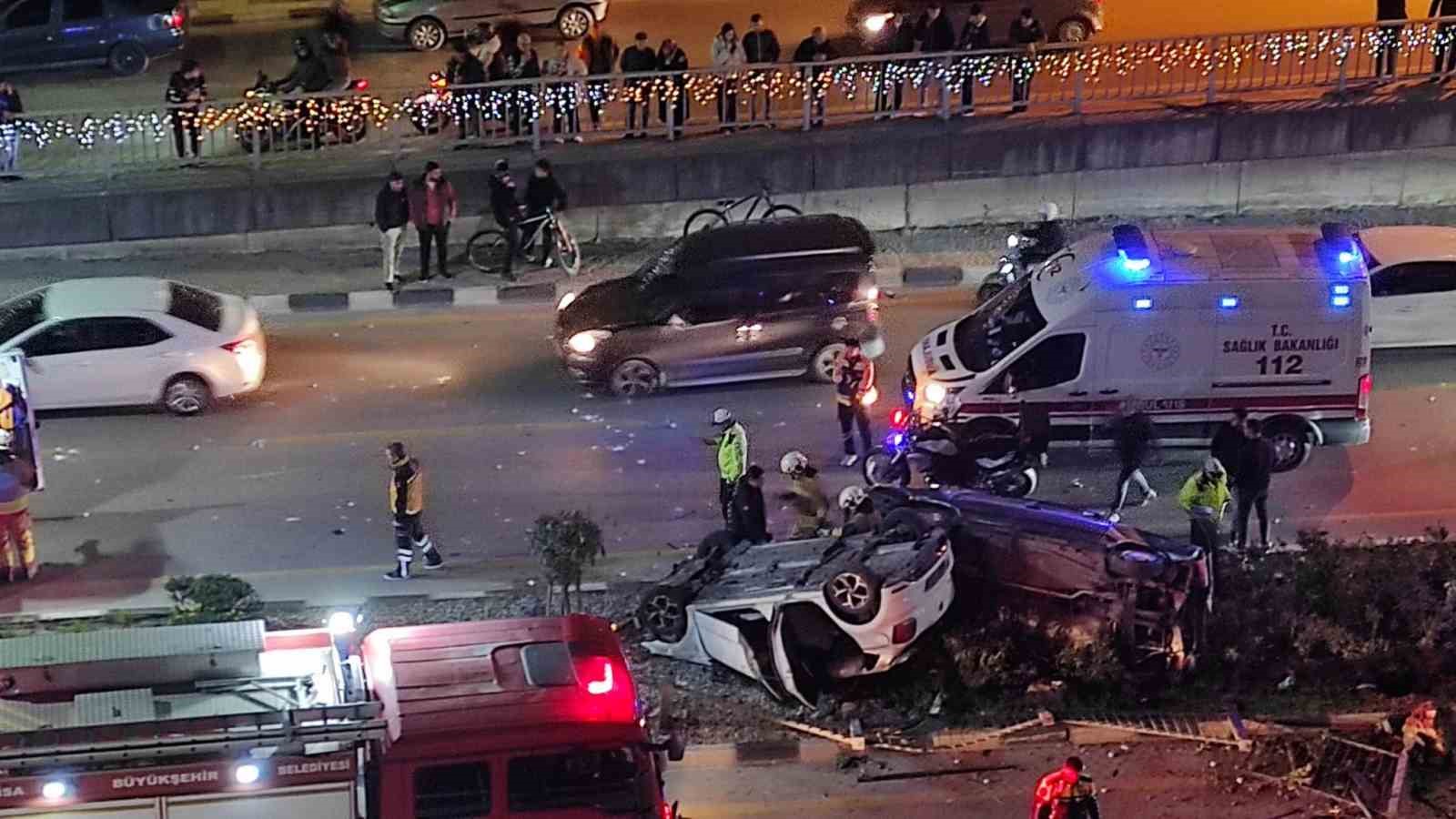 takla atan araclardan burunlari dahi kanamadan ciktilar 4 r79hlVAE