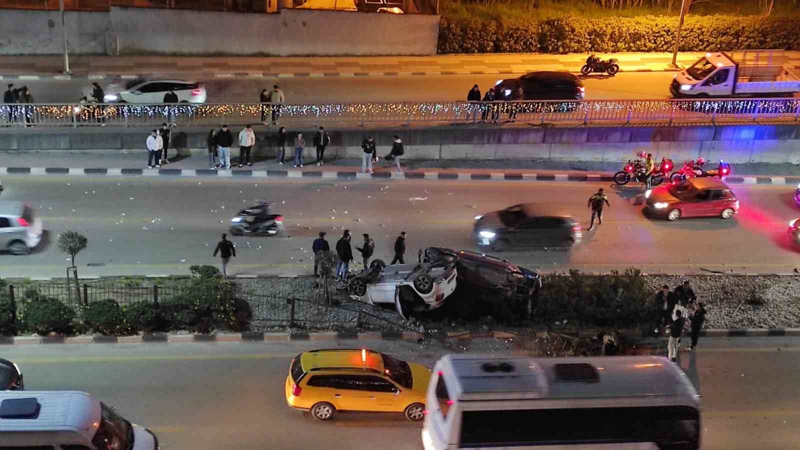 takla atan araclardan burunlari dahi kanamadan ciktilar 5
