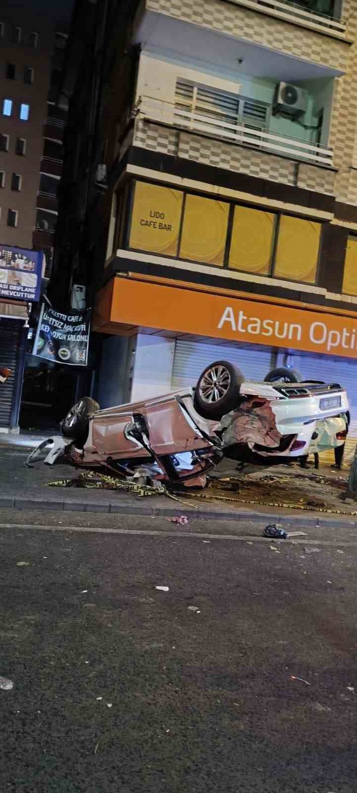 takla atan aracta bulunan 1 kisi oldu 1 kisi yaralandi 2 3kL1VKqB