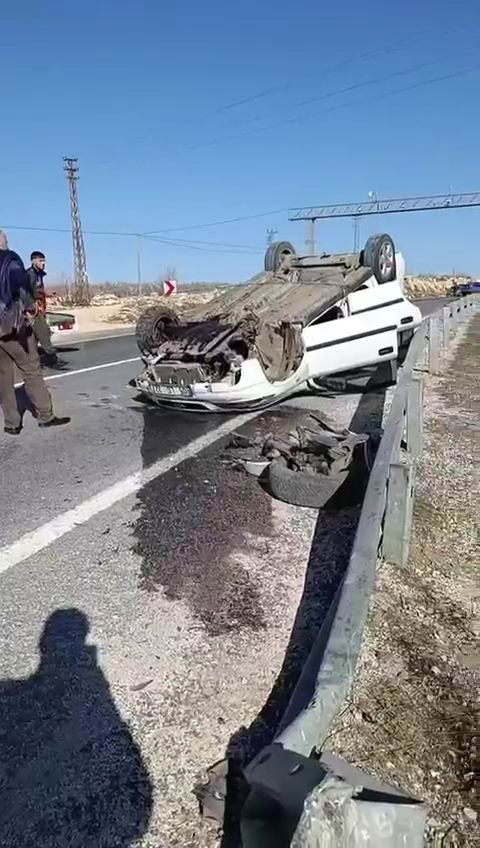 Takla atan araçtan burnu bile kanamadan kurtuldu 4 takla atan aractan burnu bile kanamadan kurtuldu 0