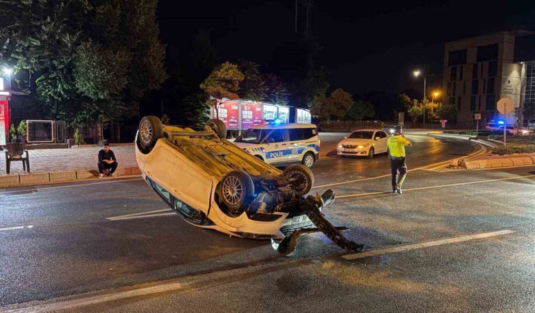 takla-atan-otomobil-surucusu-olay-yerinden-kacti-t7G8B4Gt.jpg