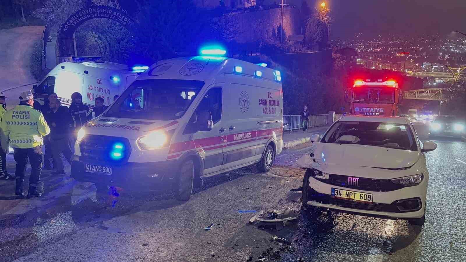 Takla atan otomobilde 2 kişi yaralandı, diğer sürücü kaçtı 10 takla atan otomobilde 2 kisi yaralandi diger surucu kacti 6