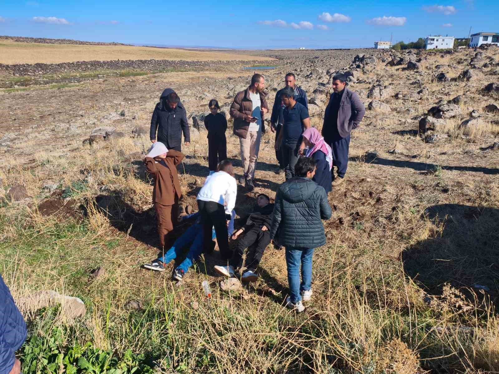 takla atan otomobilde ayni aileden 4 kisi agir yaralandi 1 w39VDGfn