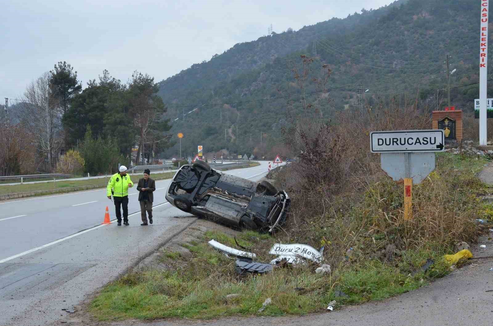 takla atan otomobilden burnu bile kanamadan cikti polisleri de sasirtti 1 NqeV97U7