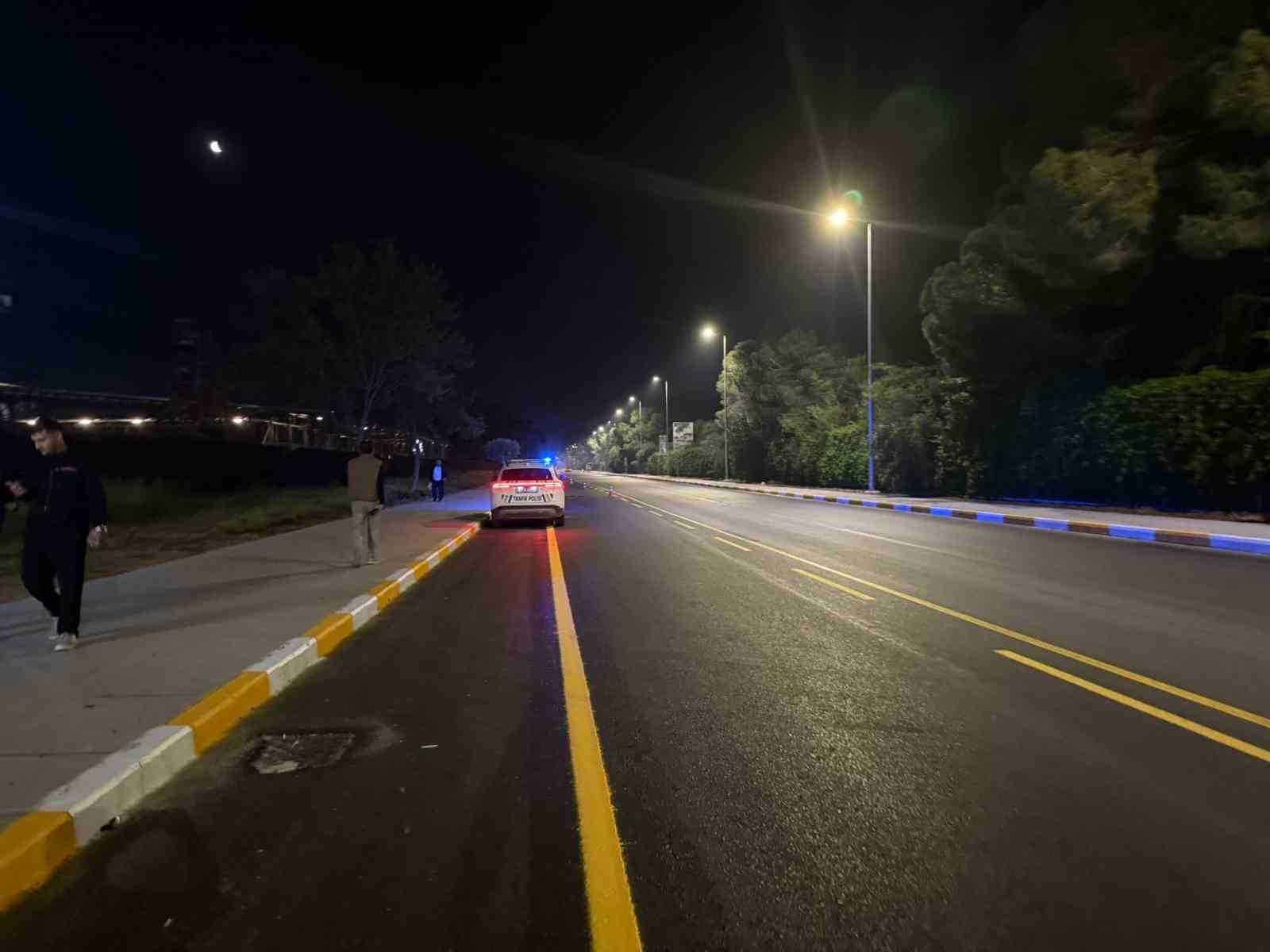 Taksi ile çarpışan bisikletli genç hayatını kaybetti 6 taksi ile carpisan bisikletli genc hayatini kaybetti 2 Z27NCObT