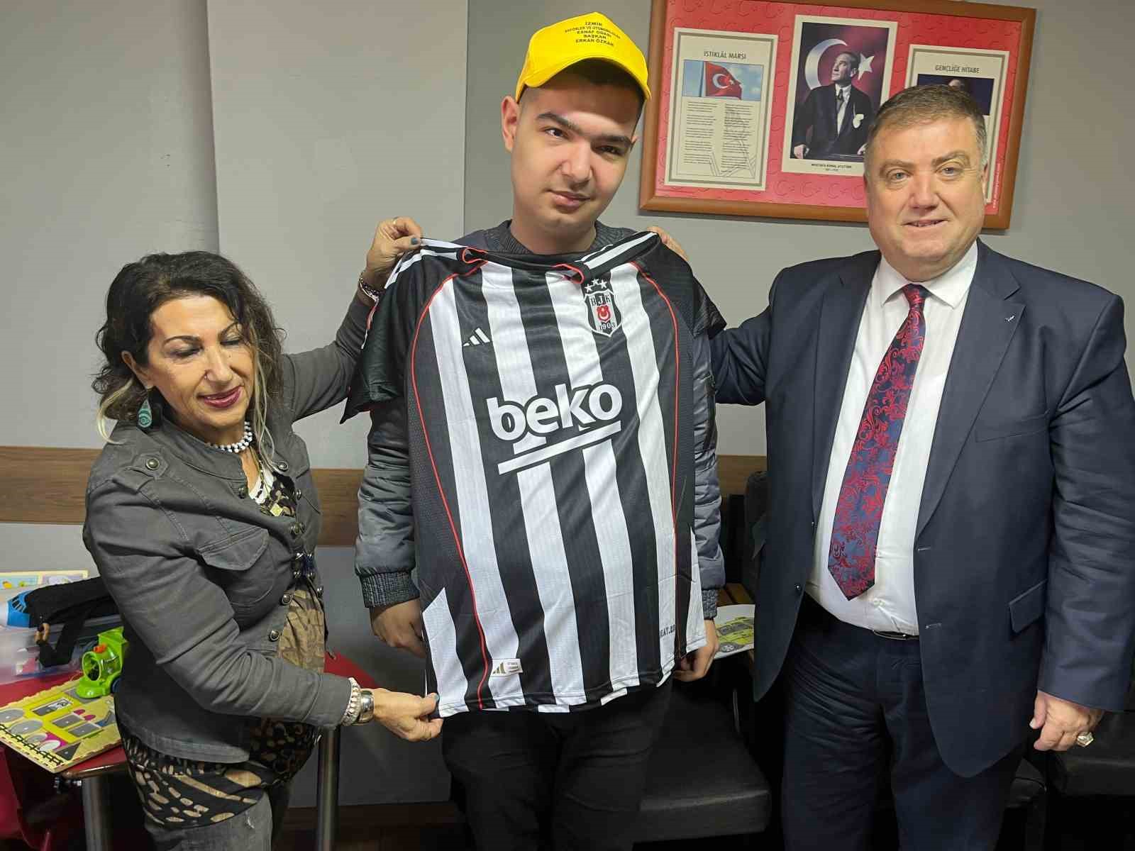 taksi tutkunu halile baskan ozkandan ozel surpriz 1 2Dr1iLwm