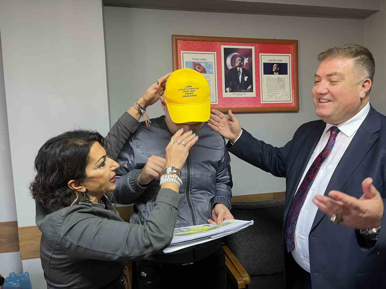 taksi tutkunu halile baskan ozkandan ozel surpriz 3 G4OjlcfO