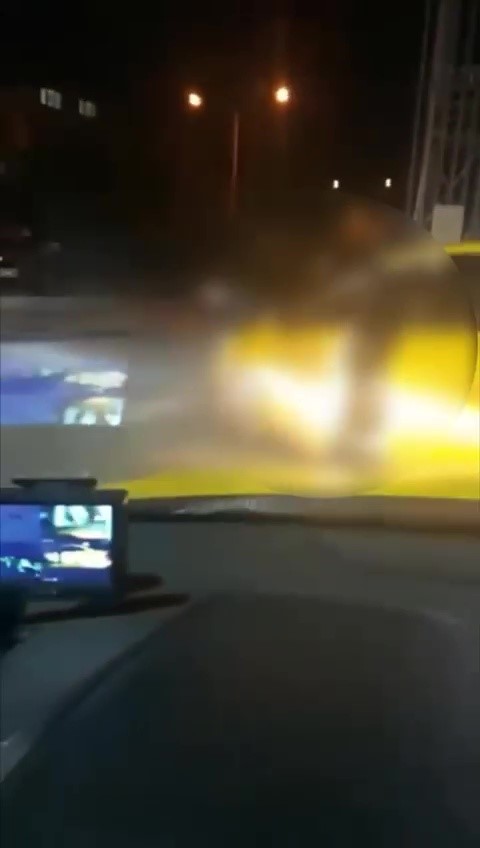 taksici meslektasinin onunu kesip tehdit etti 1 uJOBAfwR