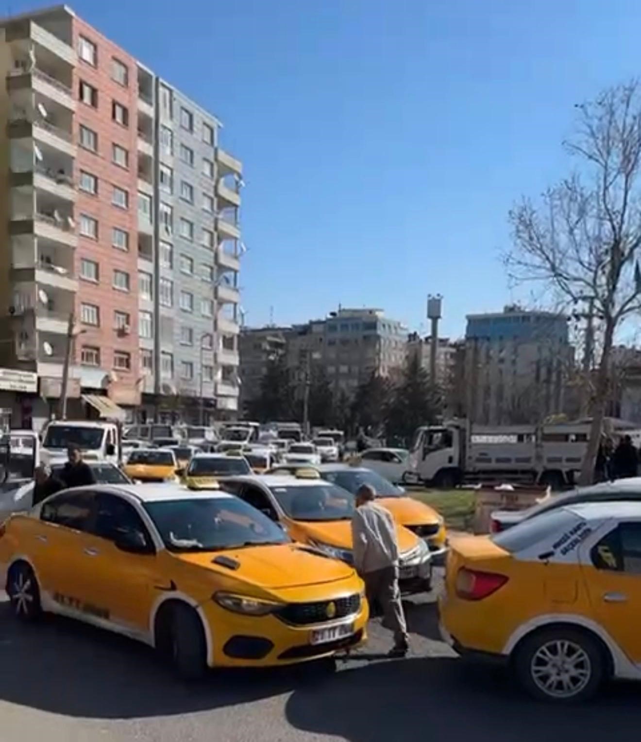 taksicilerin guncellenen zam kuyrugu 1 GTHtvvYe