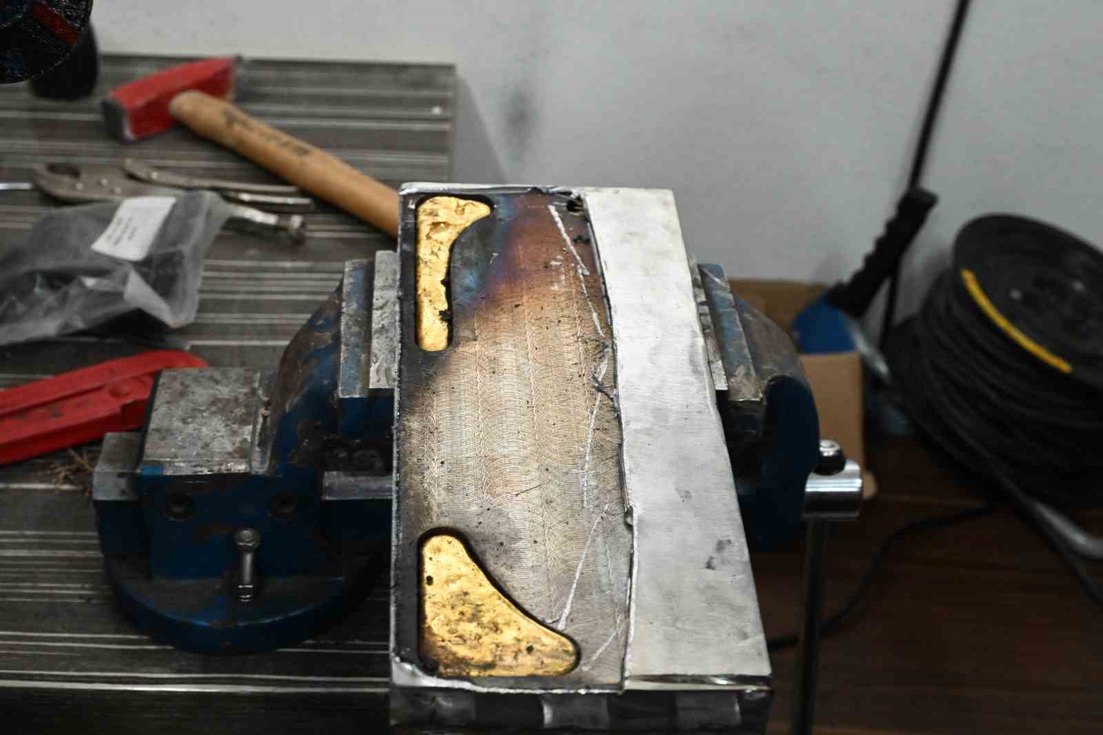 takside 21 kilo 506 gram kacak altin ele gecirildi 1 tutuklama 1 nRMIENTK