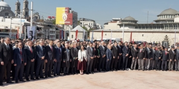 taksim-meydaninda-19-mayis-toreni-duzenlendi-zwQU6vHI.jpg