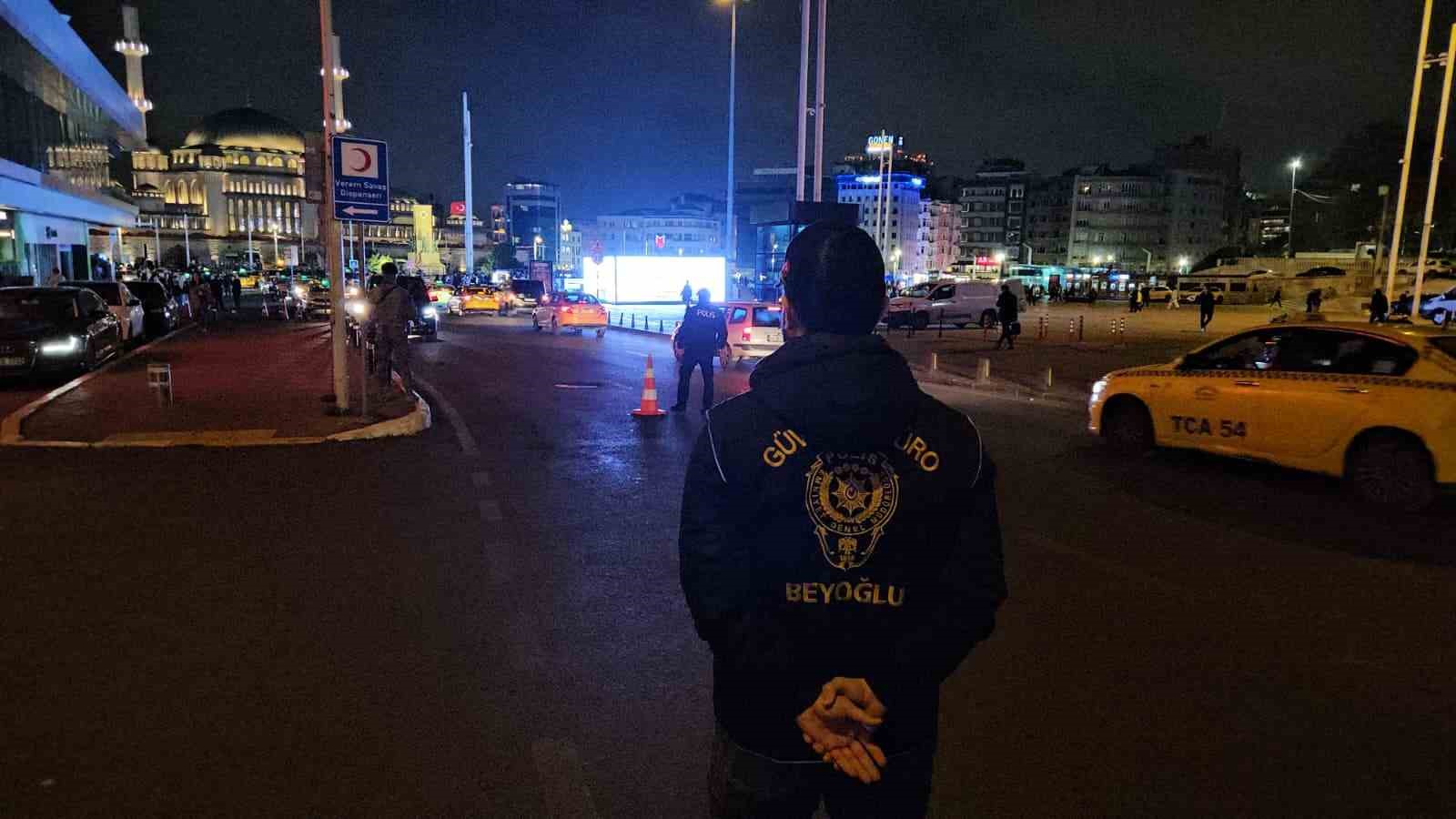 taksimde huzur uygulamasi 3 lqR6GZLC