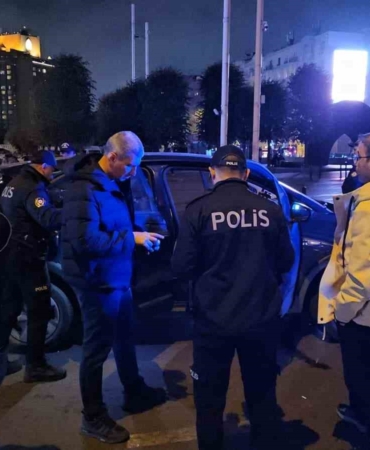 taksimde-huzur-uygulamasi-U8exxysI.jpg