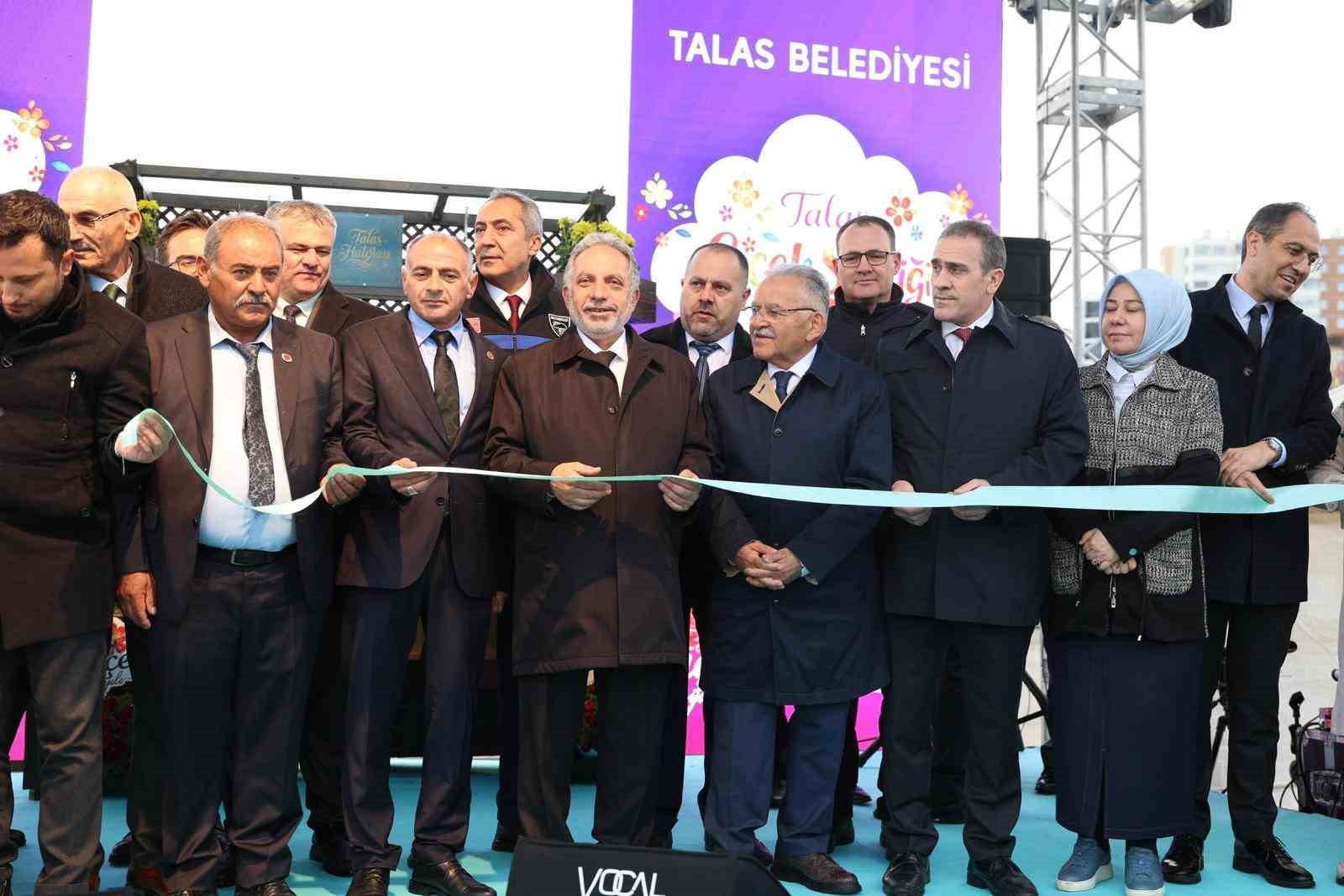 Talas’ta ‘çiçek’ gibi festival 6 talasta cicek gibi festival 2