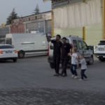 tamir-atolyesinde-halay-molasi-8gN96Ui6.jpg