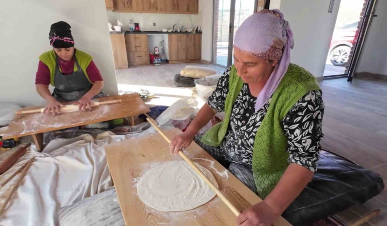 tandiri-olmayan-da-geliyor-unu-olmayan-da-anadoludaki-yardimlasma-kulturu-suruyor-7acWbgmy.jpg