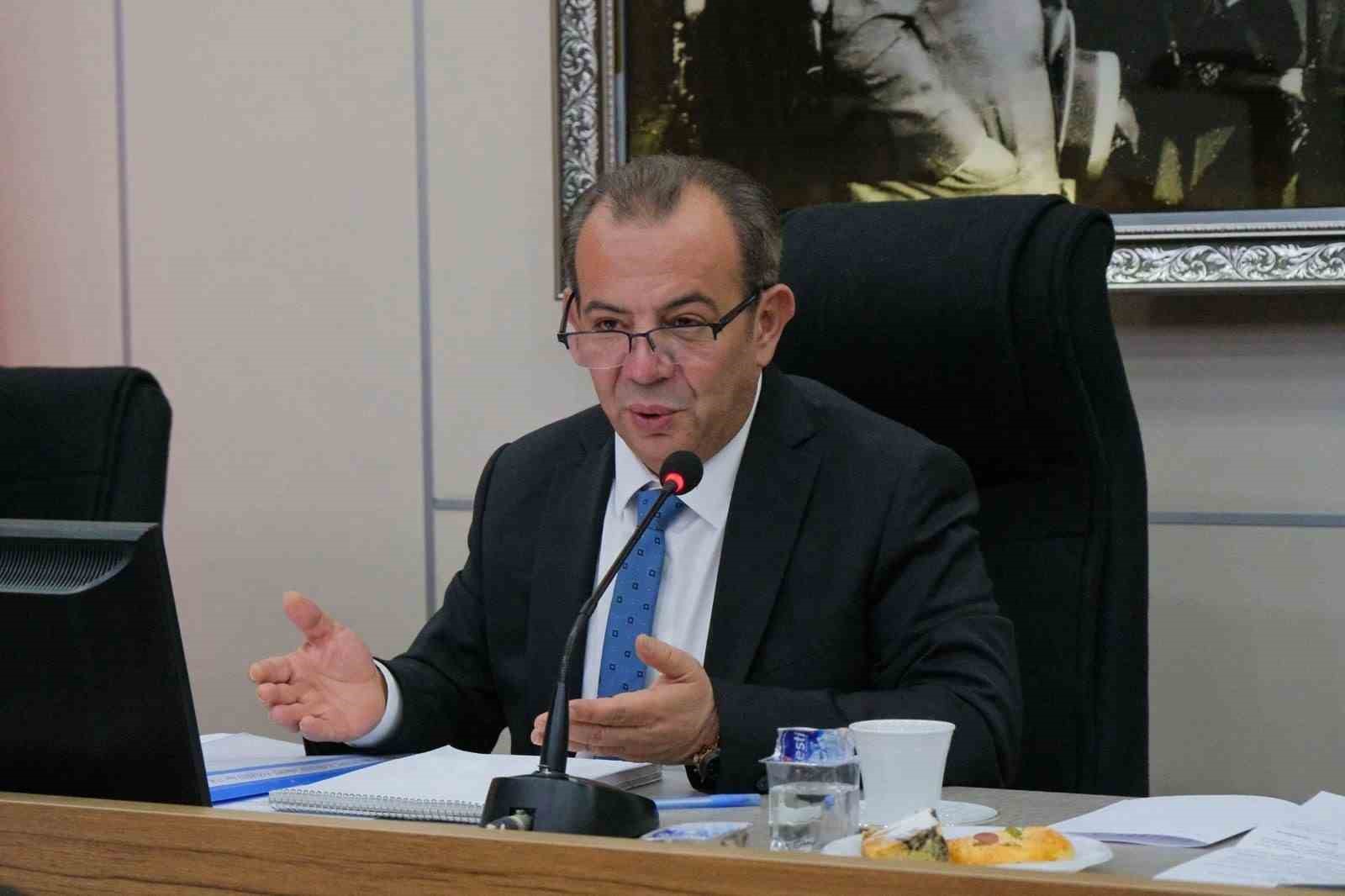 Tanju Özcan hakkında "nitelikli cinsel saldırı"dan da soruşturma başlatıldı 4 tanju ozcan hakkinda nitelikli cinsel saldiridan da sorusturma baslatildi 0 JBY9EOuz