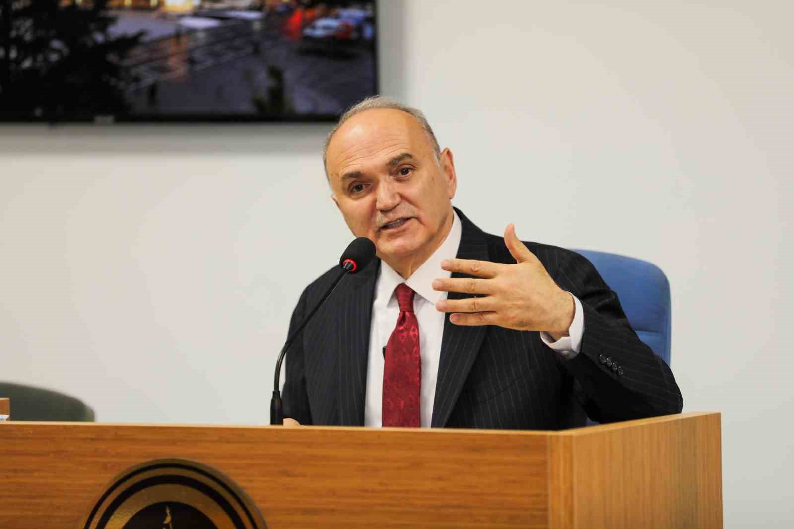 Tanju Özcan’dan Faruk Özlü’ye: "O giderken biz o yoldan dönüyorduk" 5 tanju ozcandan faruk ozluye o giderken biz o yoldan donuyorduk 1 e6gC7v1L