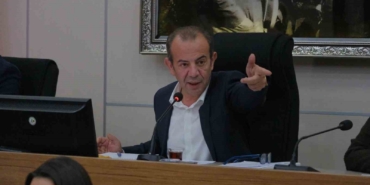 tanju-ozcandan-faruk-ozluye-o-giderken-biz-o-yoldan-donuyorduk-RWsIwAMG.jpg