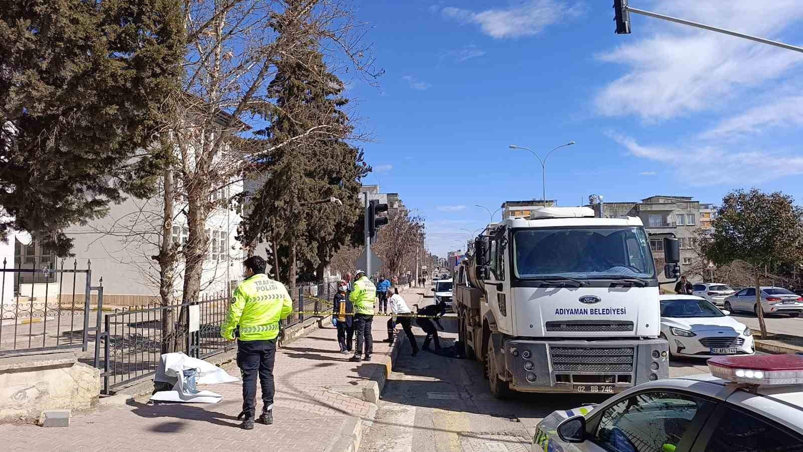 tanker altinda kalan yaya hayatini kaybetti 1 aUyV33vy