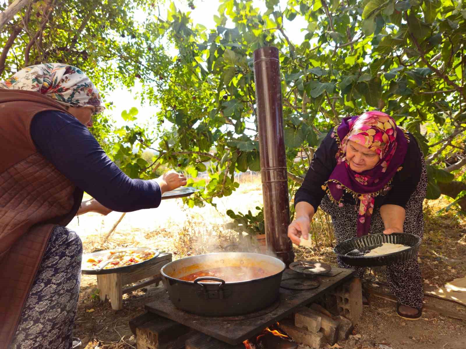 Tarhana kokusu sokağı doldurdu 4 tarhana kokusu sokagi doldurdu 0 gwNhsXkF