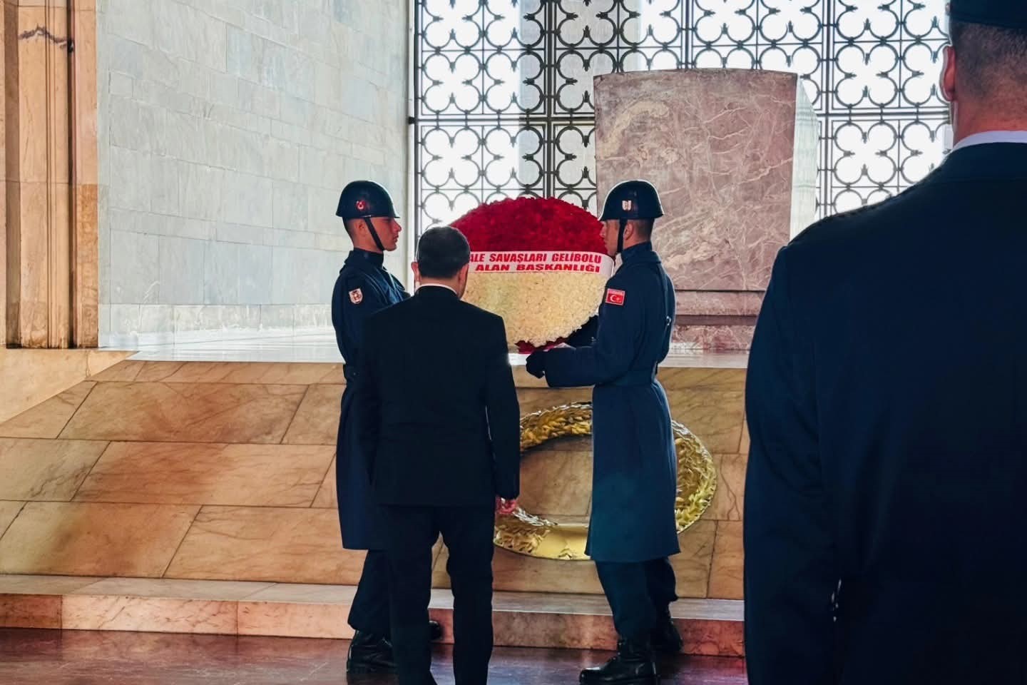 Tarihi Alan Başkanlığı heyetinden Anıtkabir ziyareti 5 tarihi alan baskanligi heyetinden anitkabir ziyareti 1