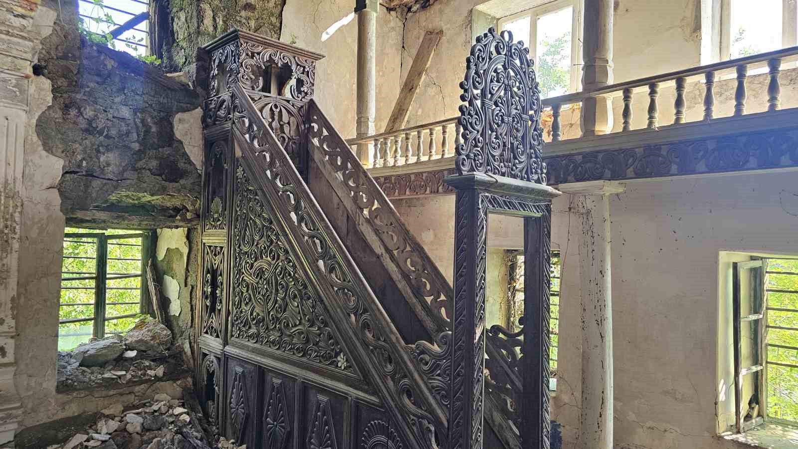 tarihi cami 20 yildir restorasyon bekliyor bir 20 yil daha bekleyemeyiz 2 ZEtzG655
