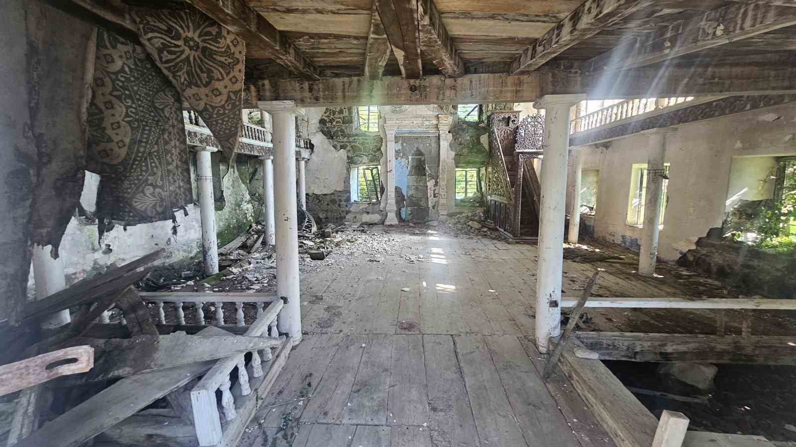 tarihi cami 20 yildir restorasyon bekliyor bir 20 yil daha bekleyemeyiz 5 TYsUuTXO