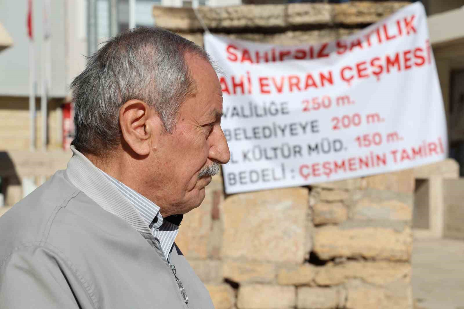 tarihi cesme icin vatandastan tek kisilik eylem 4 pcvZ4kqW