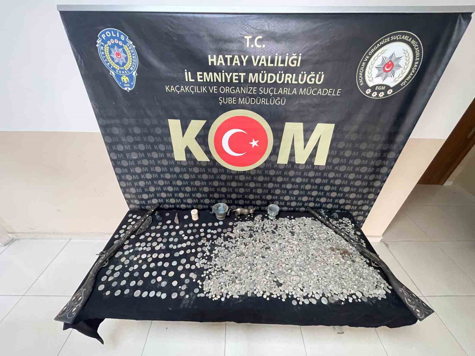 tarihi eser kacakcilarina operasyon binlerce sikke ve onlarca eser ele gecirildi 1 ivywOSd5