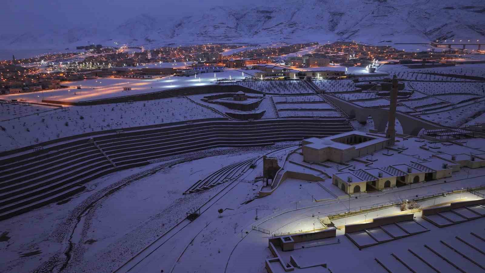 tarihi hasankeyfte masalsi kar manzaralari 12 wdKvVc8Z