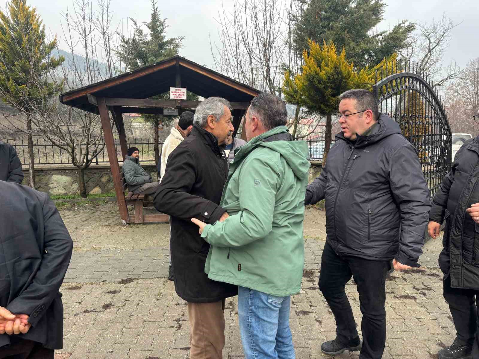 tarihi ilcenin 100 yillik cinari hayatini kaybetti iha muhabirinin baba acisi 3 VniLGuPJ