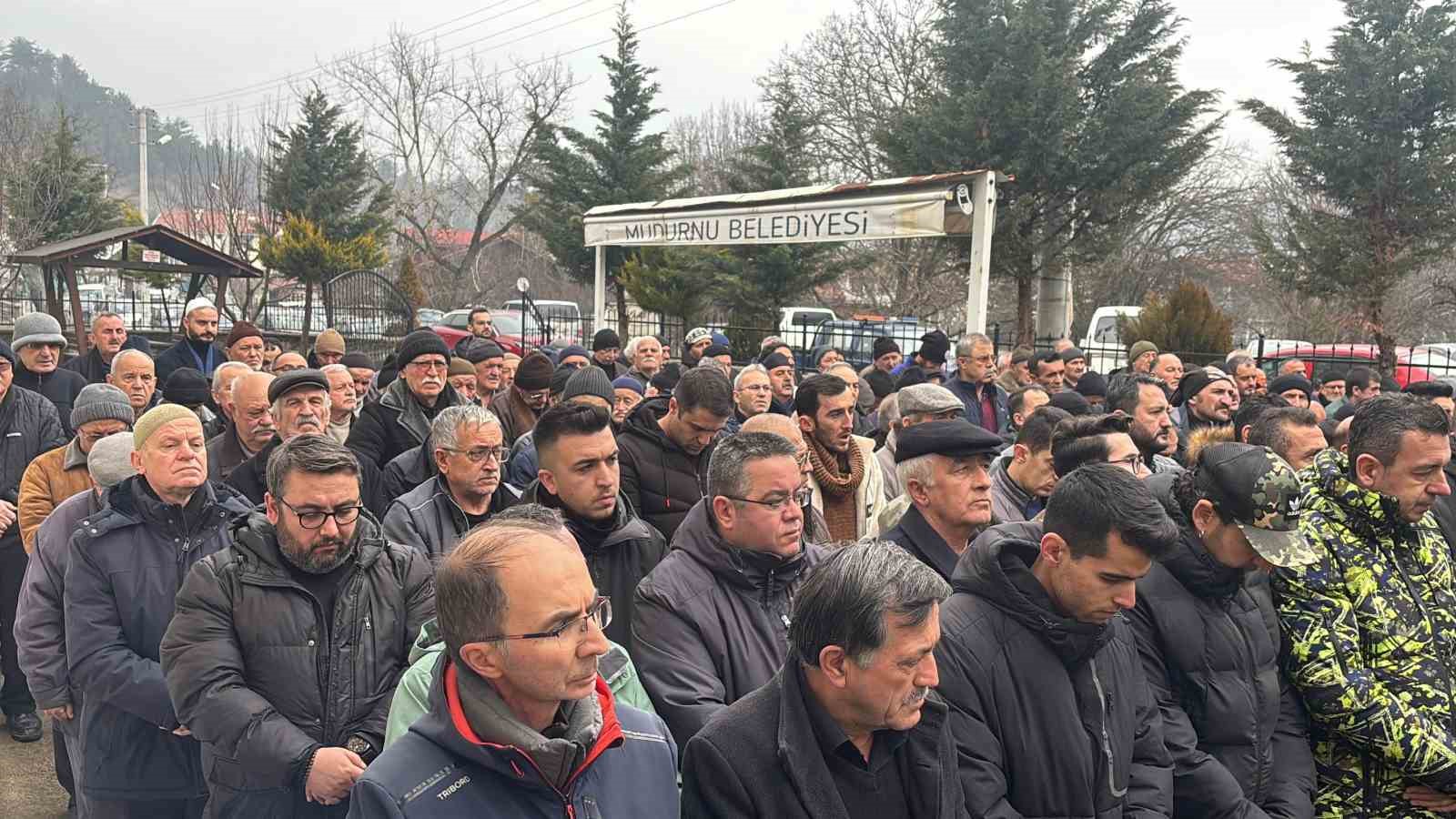 tarihi ilcenin 100 yillik cinari hayatini kaybetti iha muhabirinin baba acisi 6 JbgjFwae