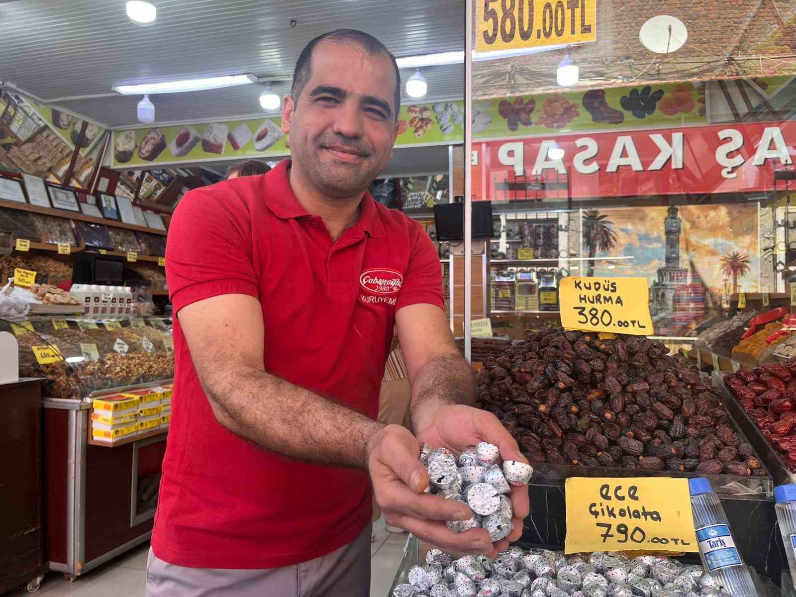 tarihi kemeralti carsisinda kurban bayrami yogunlugu yasaniyor 8