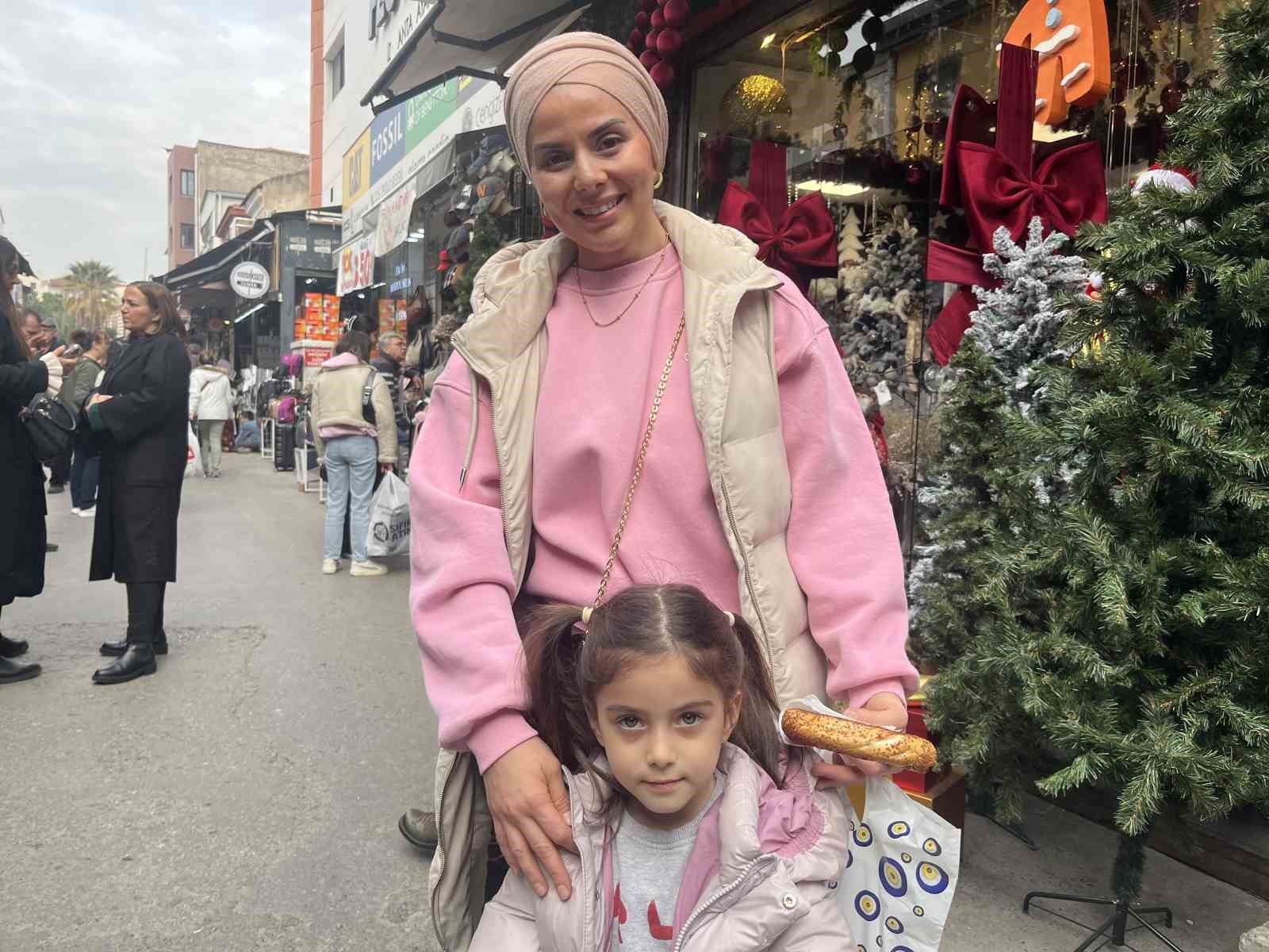tarihi kemeralti carsisinda yilbasi yogunlugu 1 hQNbswXe