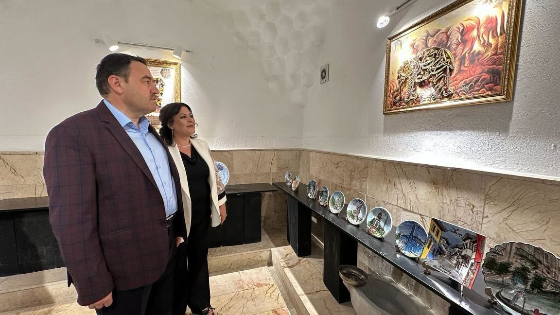 Tarihi Küçük Hamam sanatla yeniden hayat buldu 9 tarihi kucuk hamam sanatla yeniden hayat buldu 5 BGwGR6rg