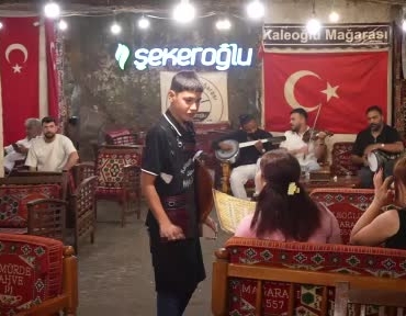 tarihi-magarada-serinleten-lezzet-soguk-menengic-kahvesi-TnEUzUE4.jpg