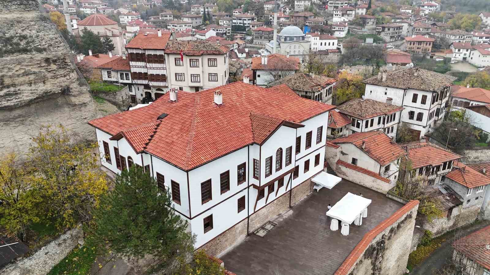 tarihi rustiye binasi kalealti egitim ve kent tarihi muzesine donustu 0 PvOznXiO