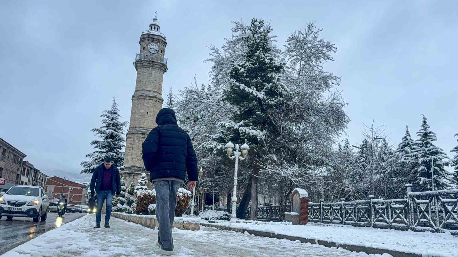 tarihi sulusokak beyaz ortuyle gorsel solen sundu 1 ZEUC8DYk