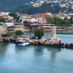 tarihi-yapilari-sprey-boyayla-boyadilar-wpIfleBF.jpg