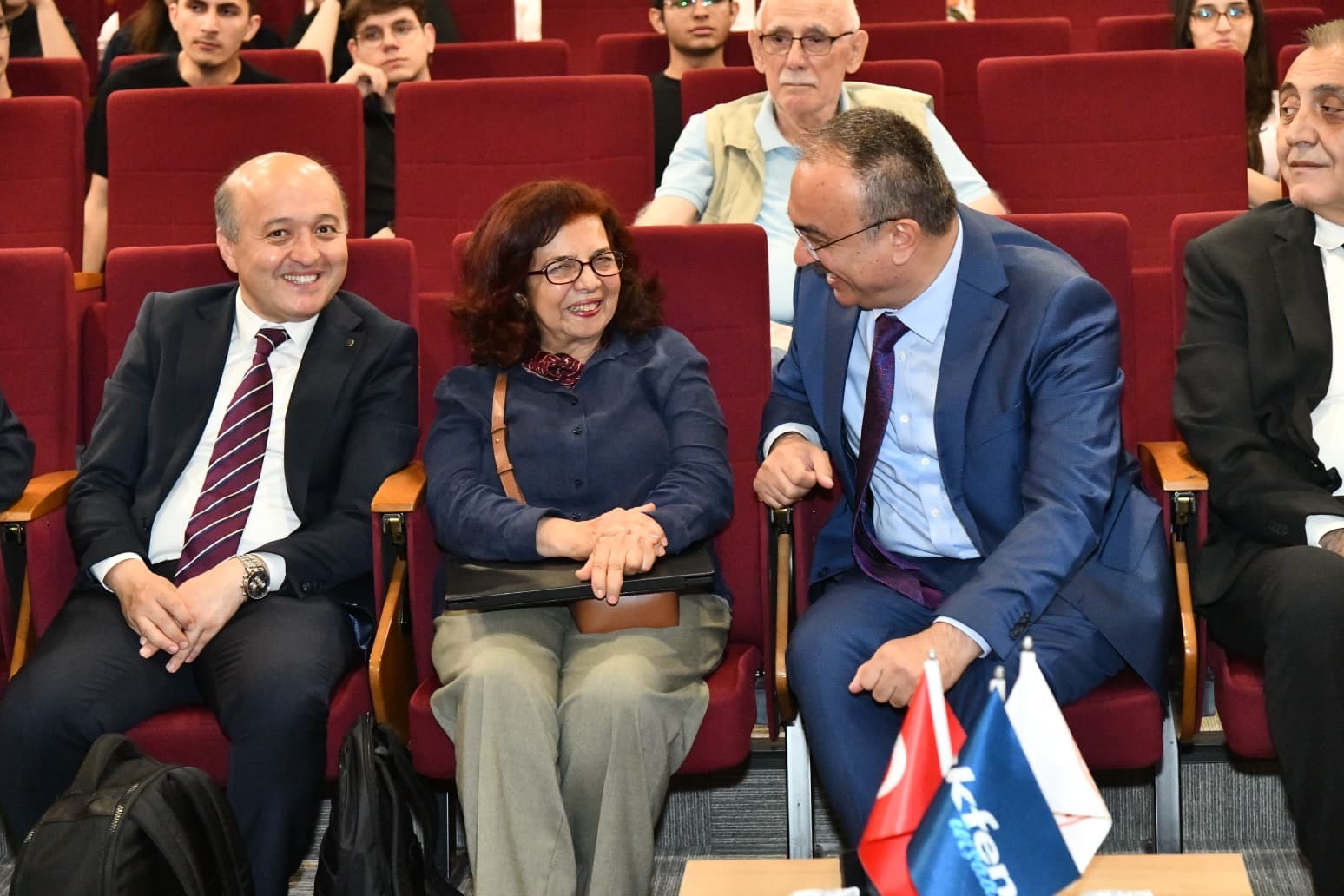 tarihin izinde tekirdag konferansinda kentin tarihi gelisimi kulturel mirasi ve stratejik onemi anlatildi 1 C4ZuOfye