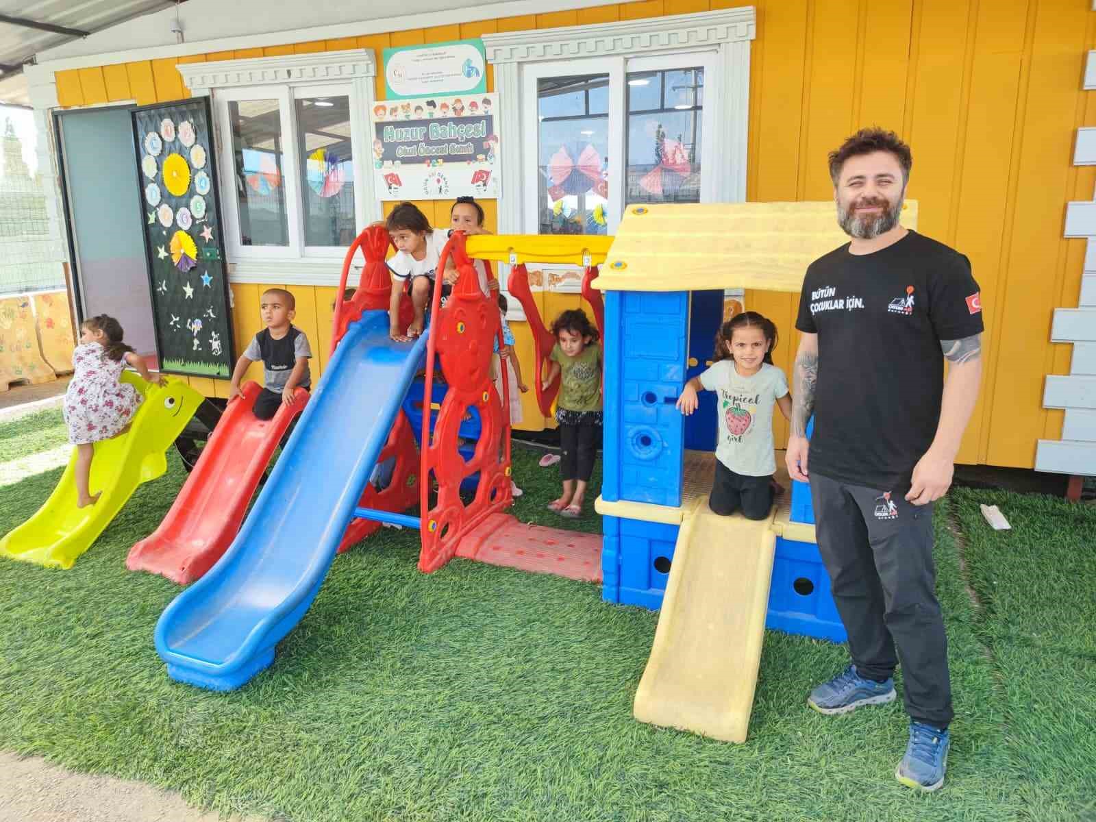 Tarım işçilerinin çocuklarına konteyner sınıfta eğitim 5 tarim iscilerinin cocuklarina konteyner sinifta egitim 1