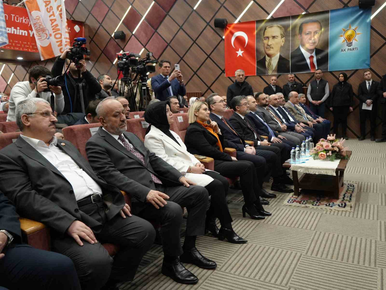 tarim ve orman bakani ibrahim yumaklidan chpli belediyelere su elestirisi 3 y5QZ7W7F